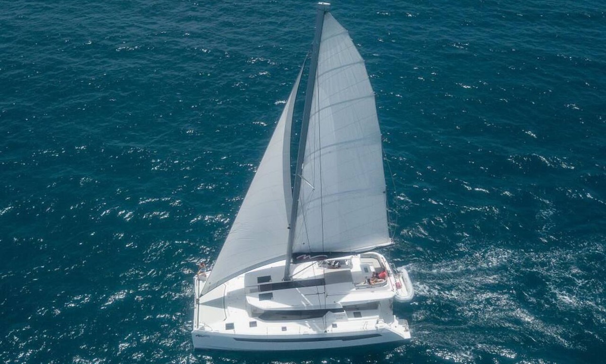 Placencia Boat Rental | Caribbean Bliss: Sun-soaked Sailing Adventure from Placencia, Belize