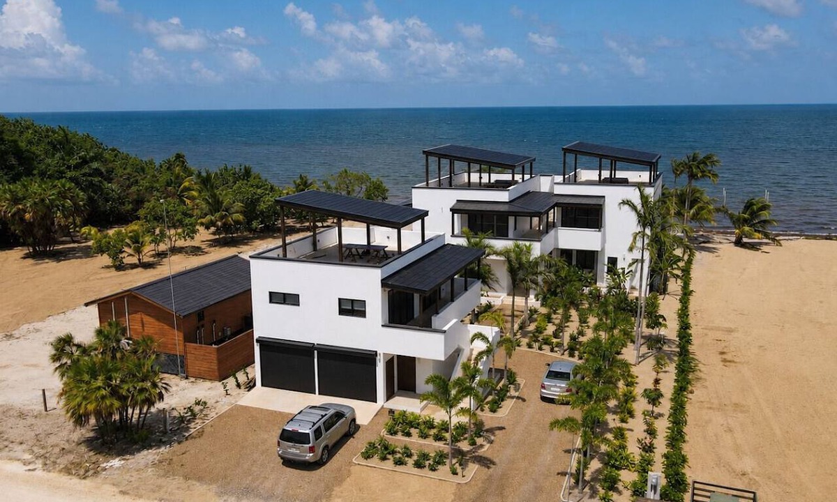 Caribbean Way Villa | Casas de Buena Fe – Entire Property