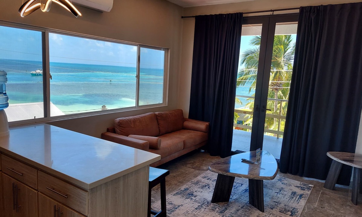 Caye Caulker Hotel | Caye Caulker Condos By Barefoot