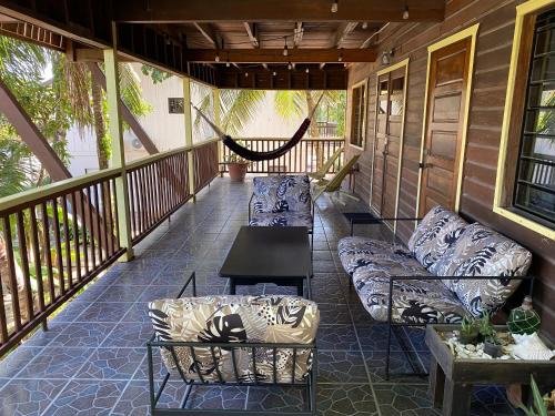 Placencia House | Driftwood Gardens Guesthouse