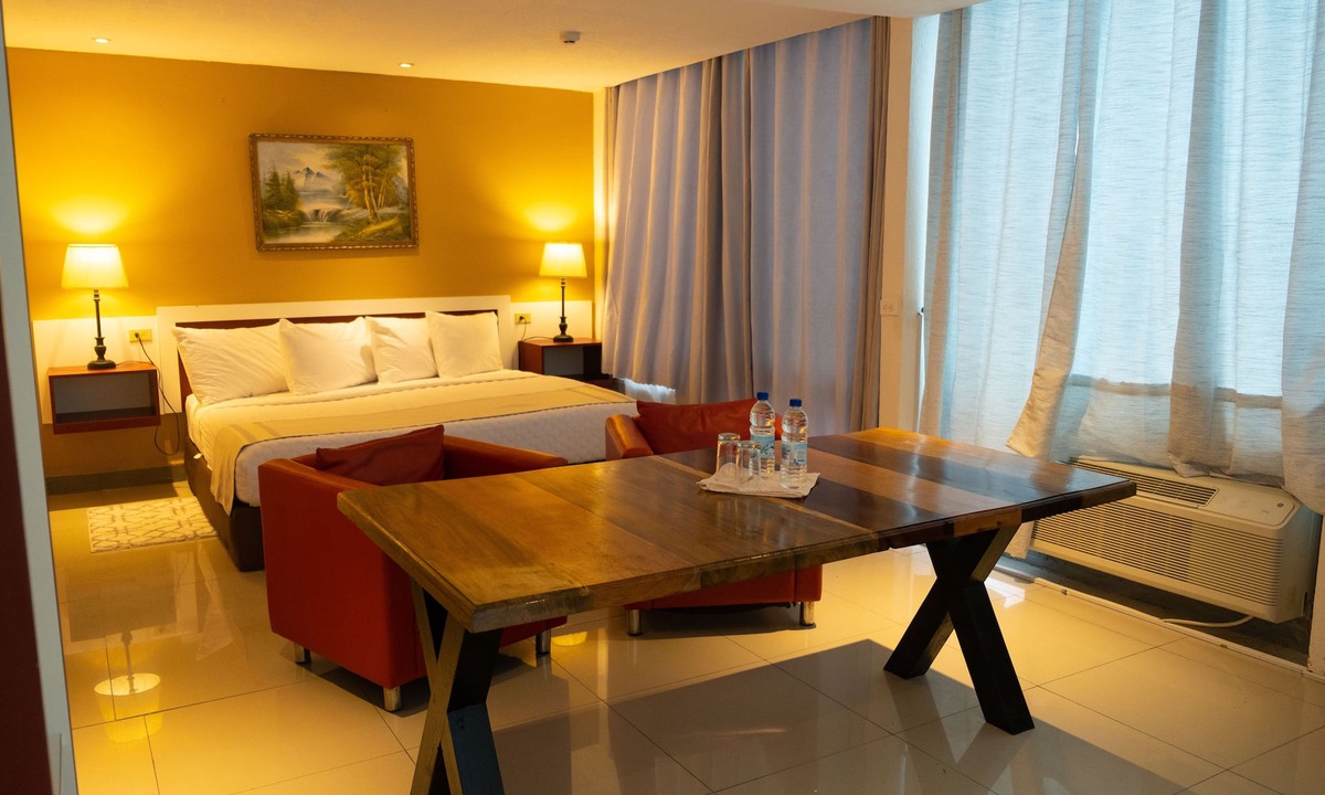 Belize City Hotel | Golden Tree Hotel