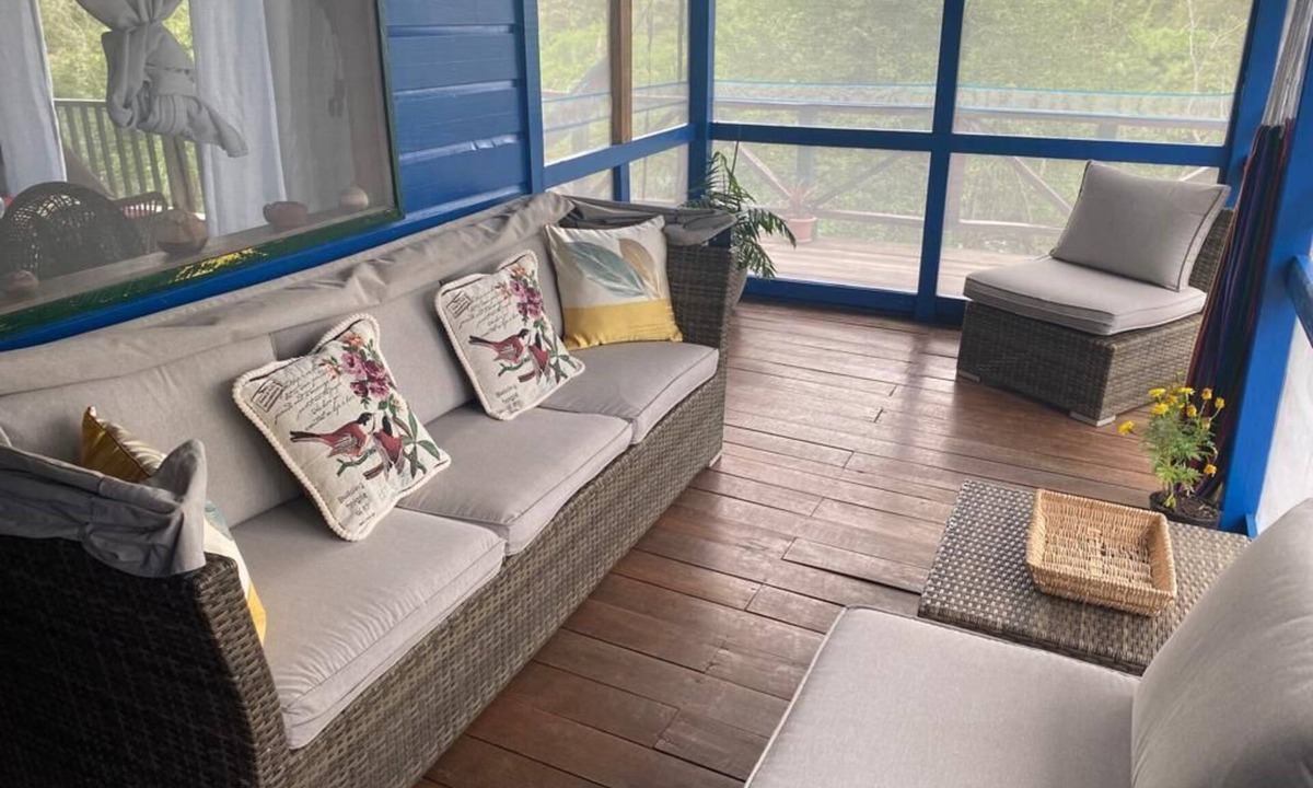 Burrell Boom House | Howler House