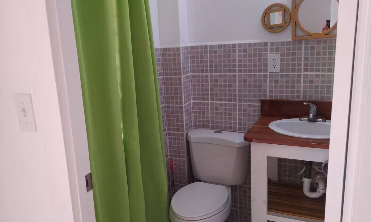 Hopkins Apartment | Lemon Grass Cabana - A superb 1-bedroom studio with AC in charming Hopkins