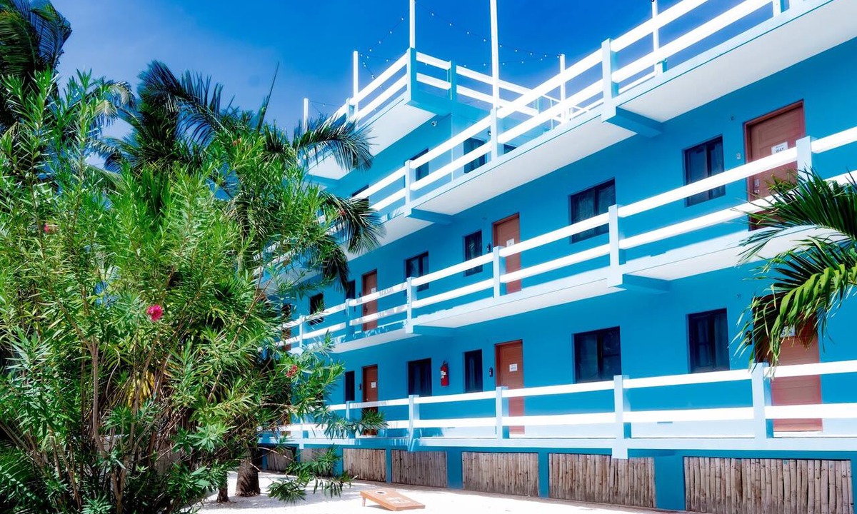 Caye Caulker Condo | Multi-suite property w/private pool, rooftop, grill, kayaks, partial AC & WiFi