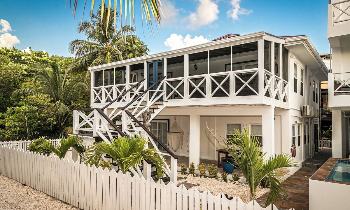 San Pedro Villa | Oceanview Retreat | Private Pool · Rooftop Deck · Sleeps 14