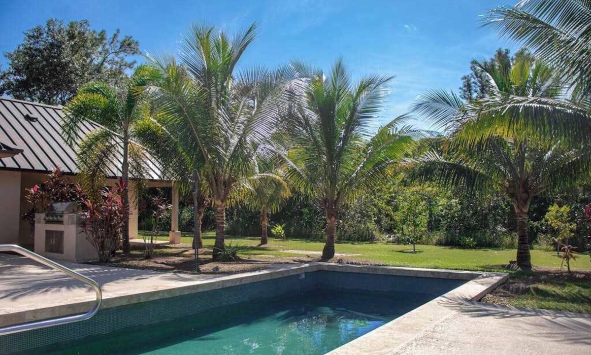 Sanctuary Belize House | Off-grid oasis with private pool, patio, grill & partial AC