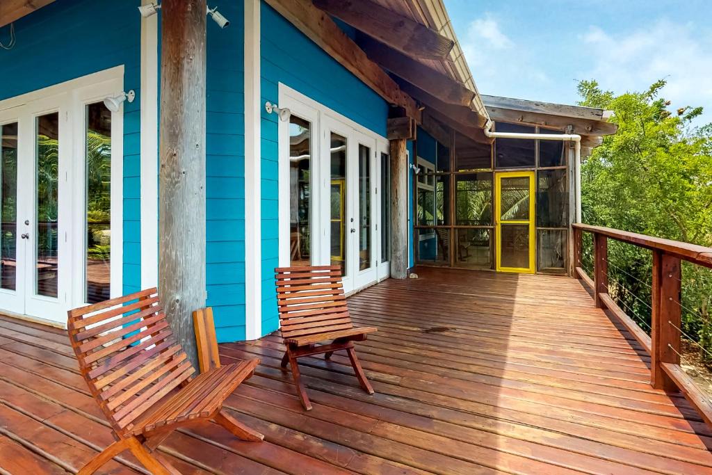 Plantation House | Pelican Perch