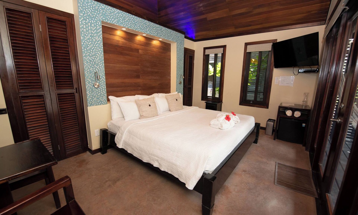 San Pedro Hotel | PUR Boutique Cabanas - Adults only