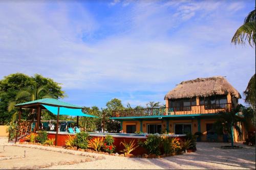 Sarteneja House | Seafront Caribbean Tropical Luxurious Home in Sarteneja