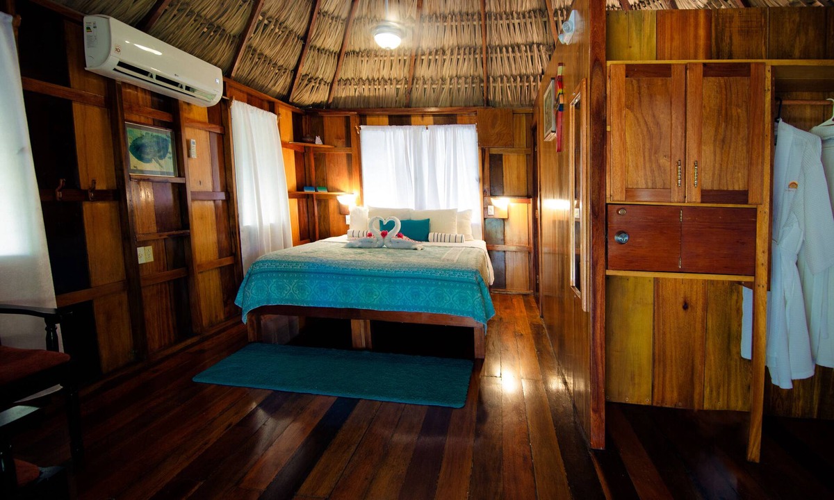 St. George's Caye Hotel | St. George's Caye Resort