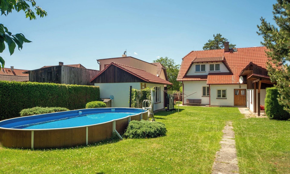 Sudomerice u Bechyne House | Sudoměřice by Interhome