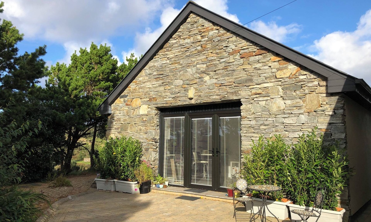 Cleggan Cottage | Superb accommodation on the Wild Atlantic way in the heart of Connemara.