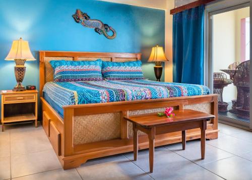 San Pedro Hotel | Tres Cocos Resort