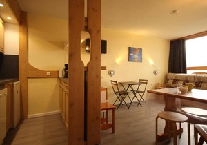 10m from ski slopes, 1st floor, view valley, balcony, tv, 33m², Les Arcs in Les Arcs