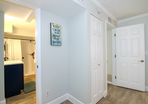 Alamanda Villas 7 Beach Side Condo With Heated Pool in Holmes Beach