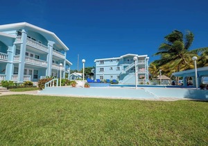Charming 3 Bed Condo with Exquisite Caribbean View