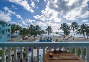 Charming 3 Bed Condo with Exquisite Caribbean View
