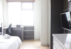 Convenient Studio Apartment at Easton Park Residence Jatinangor in Cibeusi