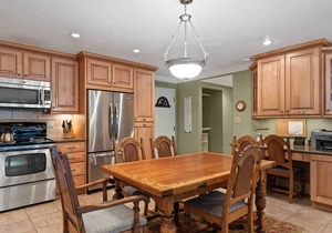 Fallridge 415 - Bright Two Bedroom in Vail