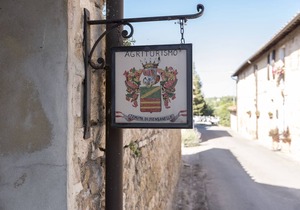 Malvasia-standard room for 2 in the main village in colle val d'elsa