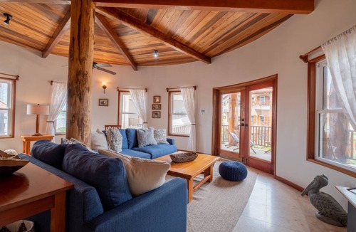 San Pedro Condo | 198 m² Condo ∙ 3 bedrooms ∙ 6 guests