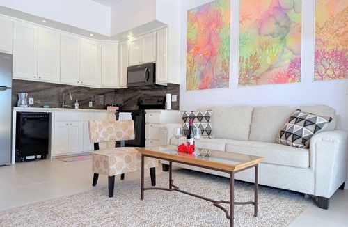 San Pedro Condo | 1BR Seashell Suite | Groundfloor@Blue Water Beach