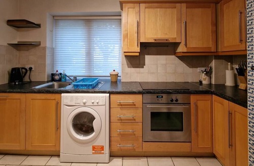 Ballsbridge Apartment | 2 Bed Apartment in Leafy Sandymount, Dublin 4