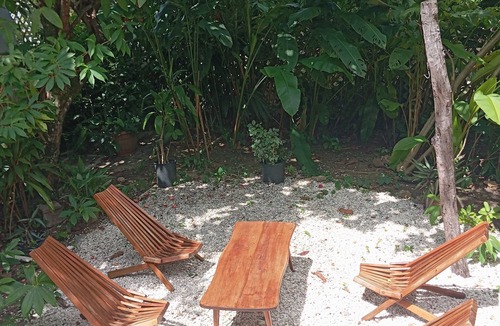 San Ignacio House | 3-Bedroom house, air-conditioned, private kitchen, private bathroom, living room and a private garden.