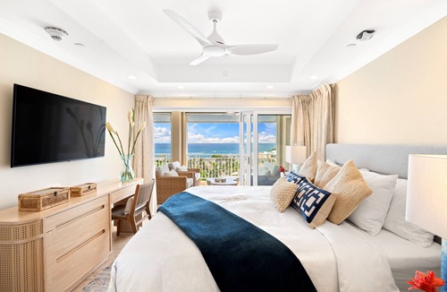 Diamond Valley Villa | A beautifully appointed 1-bdrm, 2-bath resort villa atop Barbados’ most celebrated cliffside, w/panoramic ocean views & designer interiors. Dedicated concierge service & complimentary airport transfers.
