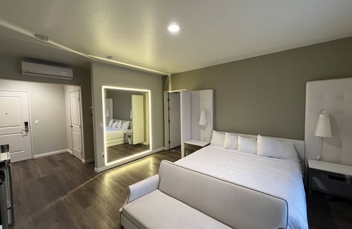 Orange Hotel | Aspire Inn & Suites Orange