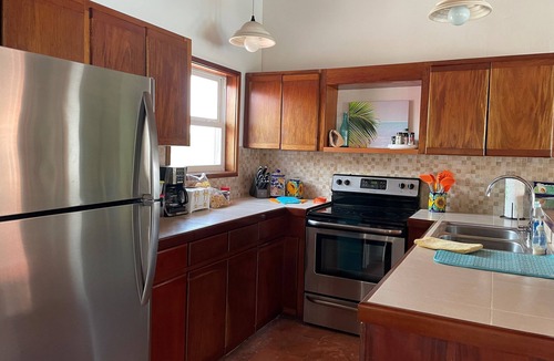 San Pedro House | Beachfront Villa, 4BD/4BA with Pier & Pool, Near Secret Beach, Sleeps Up to 8