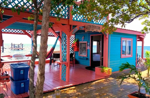 Placencia House | Bird Island Placencia