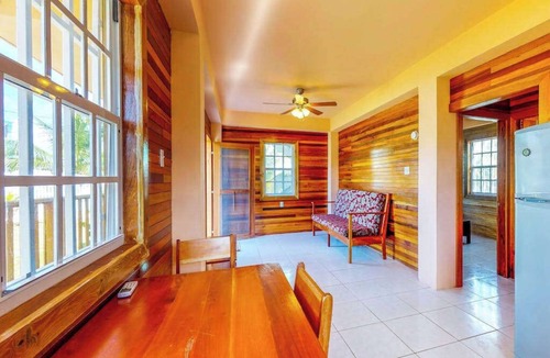 Caye Caulker Cabin | Breezy Modern Home in Quiet Neighborhood with Bikes, WiFi, and Partial AC