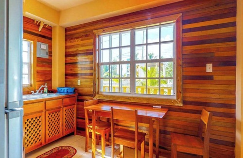 Caye Caulker Cabin | Breezy Modern Home in Quiet Neighborhood with Bikes, WiFi, and Partial AC