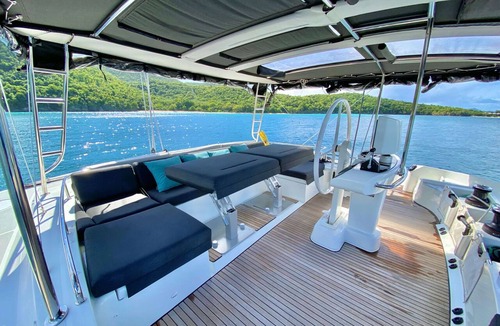 Belize City Boat Rental | Caribbean Bliss: Sun-soaked Sailing Adventure from Belize to Cayo Ámbar Gris, San Pedro