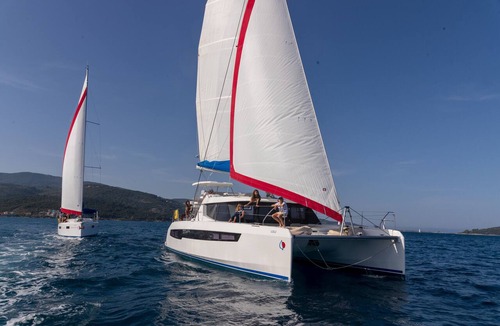Placencia Boat Rental | Caribbean Bliss: Sun-soaked Sailing Adventure from Placencia, Belize