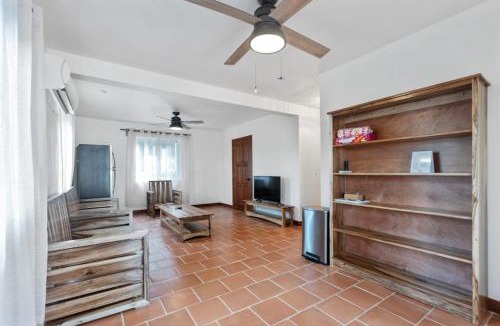Caribbean Way House | Casa Edie