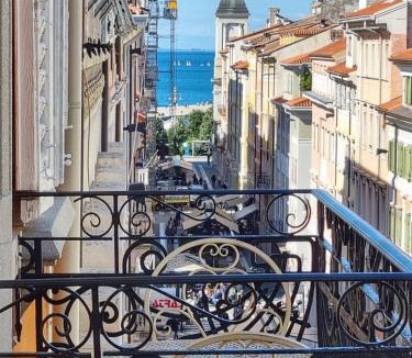 Trieste Old Town Apartment | Casa Saba Trieste Luxury Apartment