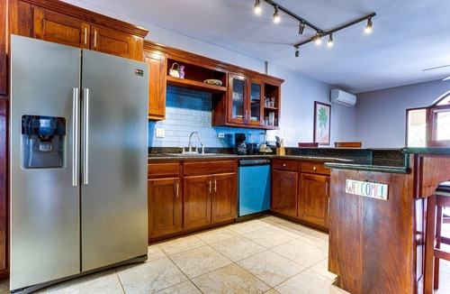 Placencia Villa | Charming 2BR Villa on the Beach w/Pool, 2nd Floor