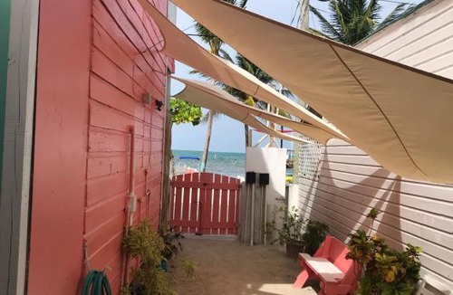 Caye Caulker House | Chila's Accommodations