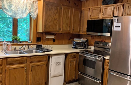 Ludlow Cabin | Cozy Chalet,Lake Pauline, Lake Rescue,and 2 miles to Okemo Mt