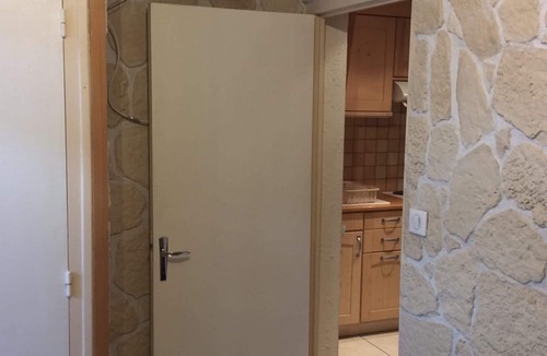 Les Almes Apartment | Functional studio, 196 feet away from the chair lift