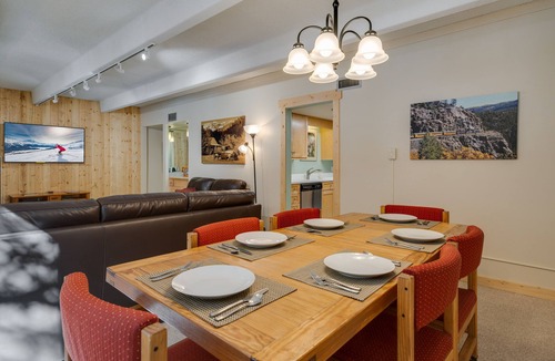 Warrior's Mark Condo | Great Location, walk to the Slopes and Downtown