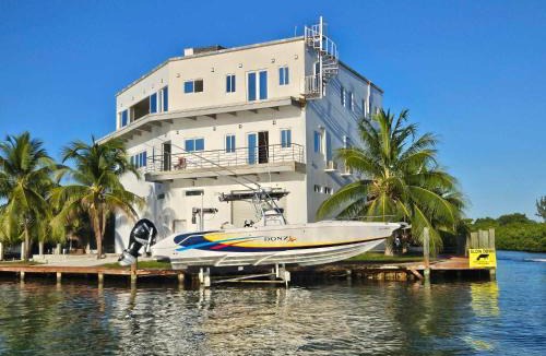 Placencia Apartment | Harbour Place Suites