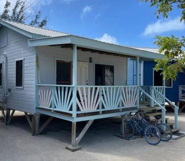 Caye Caulker Apartment | Hidden Treasure Vacation Home Lagoona bay cottage