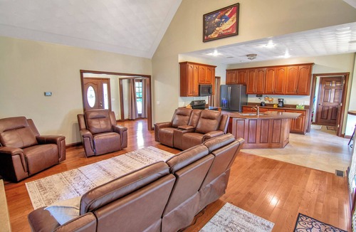 Mammoth Cave House | Horizon Ridge Hideaway-Mammoth Cave & Nolin Lake-Enjoy Fireflies & Starry Skies