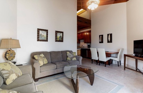 San Pedro Condo | Incredible Views from this 2 bedroom Ocean View Condo - Gold Standard Approved