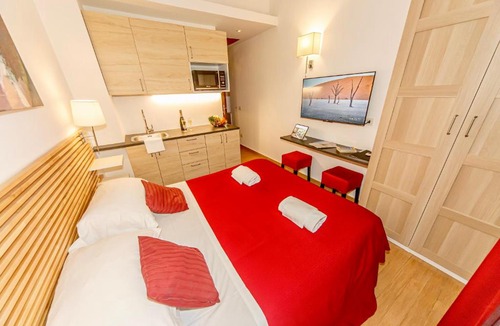 Universita House | Internouno