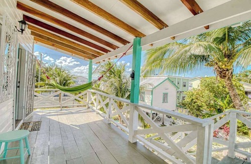 Caye Caulker Apartment | Island studio centrally located with balcony, hammock, & grill
