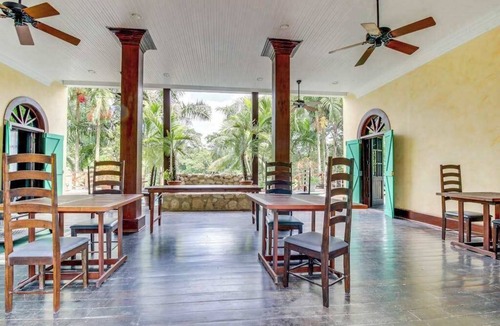 Bullet Tree Falls Apartment | Lovely Suite with Riverfront Location, Pool, WiFi & AC